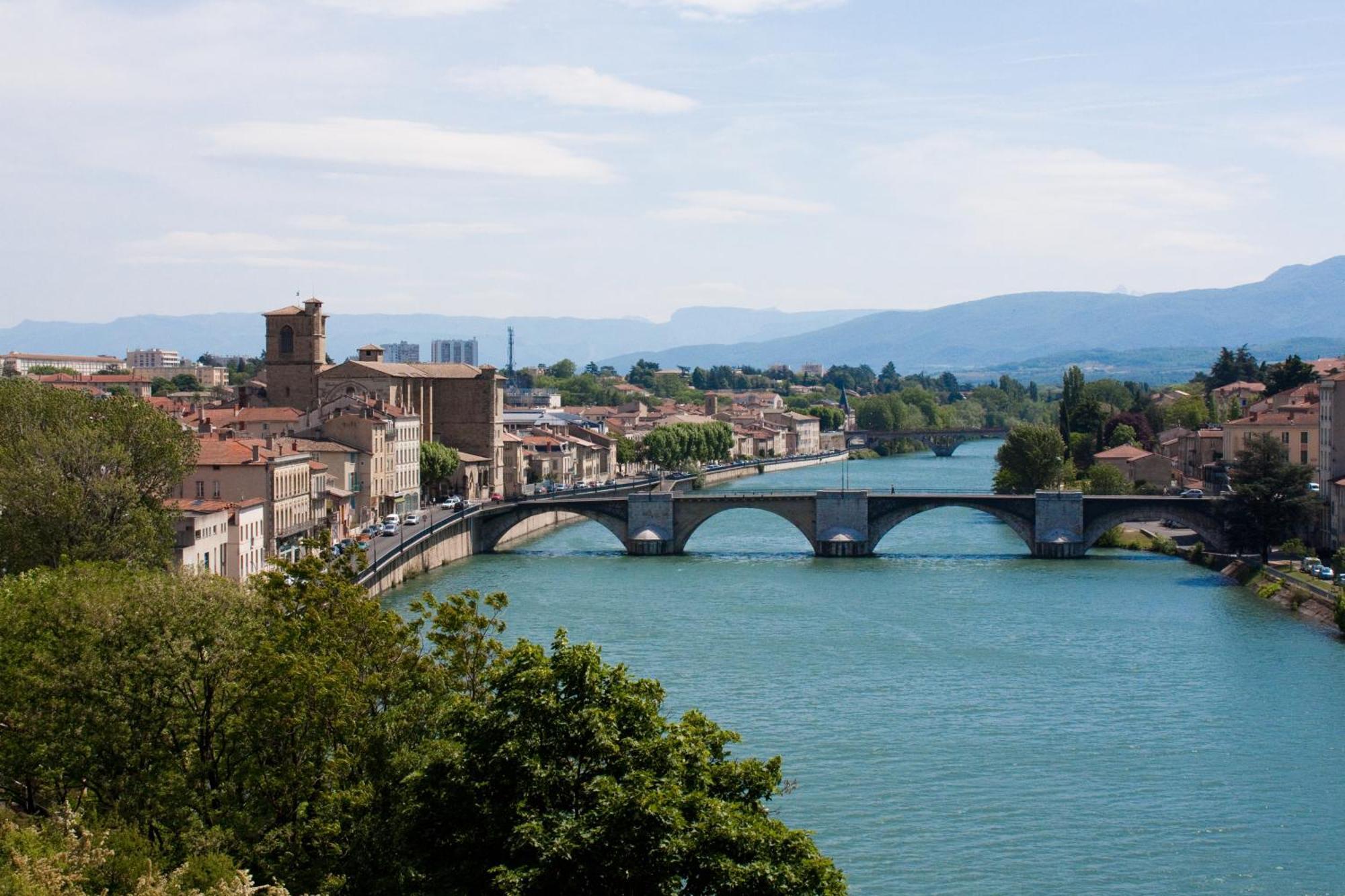 Chambres D'Hotes Les Muriers Romans-sur-Isere Exterior photo